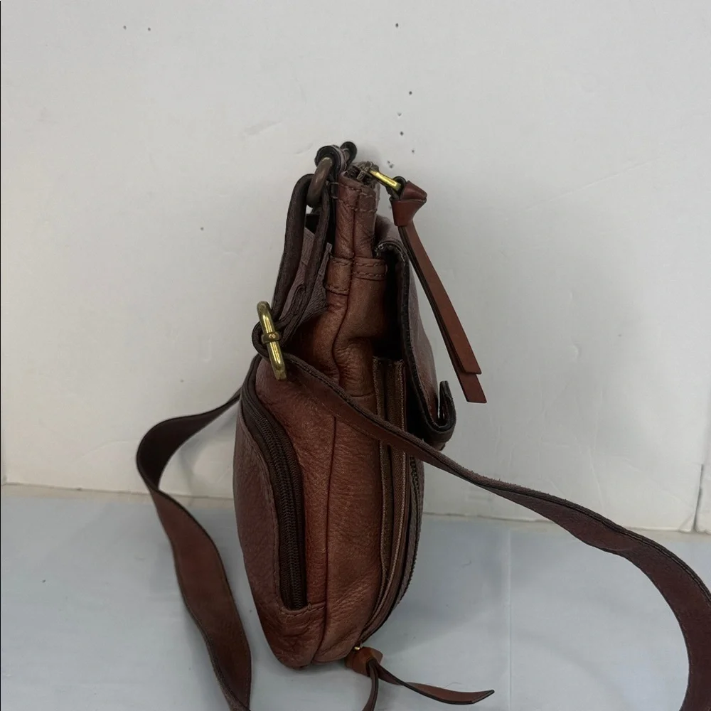 Fossil bag is a Morgan Traveler